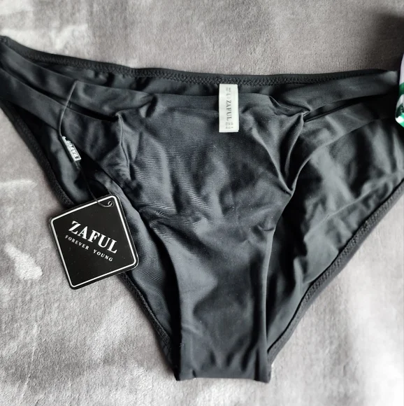 💙 4 Piece Swimsuit Set - Picture 8 of 8